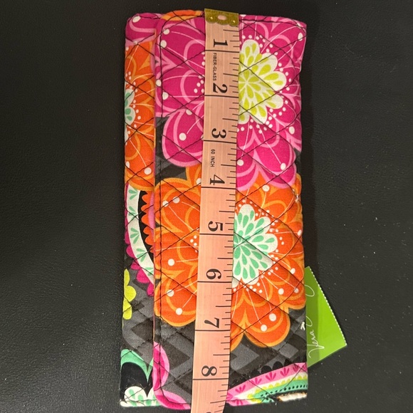 NWT Vera Bradley Ziggy Zinnia Quilted Wallet - Picture 5 of 5